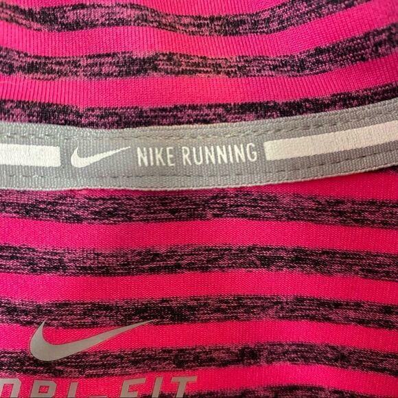 Ladies Nike Running Dri-Fit Long Sleeved 1/4 Zipper Top Pink and Grey Striped XS - Picture 14 of 16